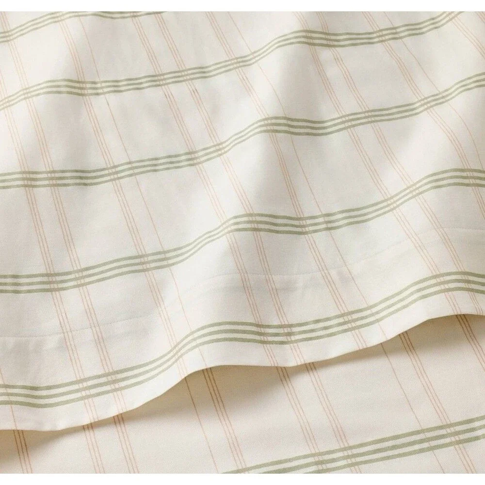 Full 300 Thread Count Scalloped Edge Plaid Sheet Set Cream/Green - Threshold NEW